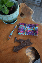 WEEKENDER WRISTLET - SCALLOP