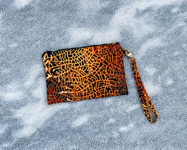 WEEKENDER WRISTLET - FIRE CORAL