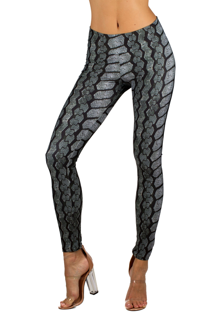 LEDA MID RISE LEGGING - TIRE TREAD
