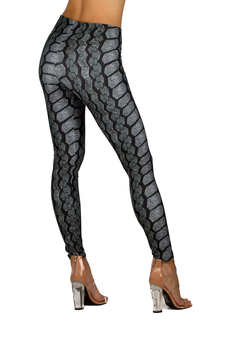LEDA MID RISE LEGGING - TIRE TREAD